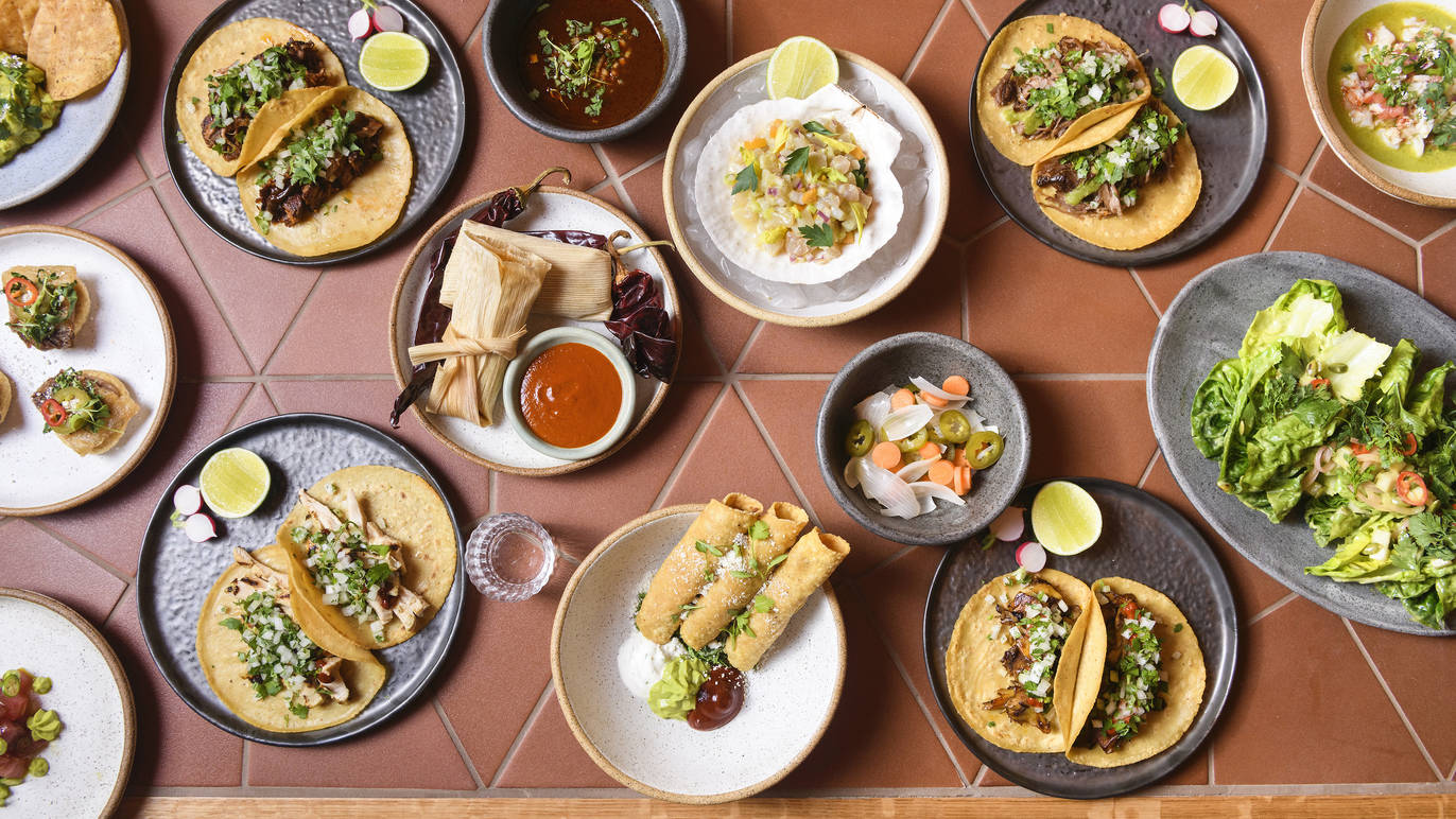 Tacos Güey serves dinner and drinks in Flatiron near Union Square