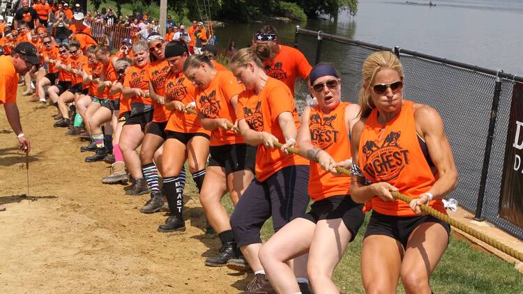 Watch a giant tug-of-war game over the Mississippi River at TugFest