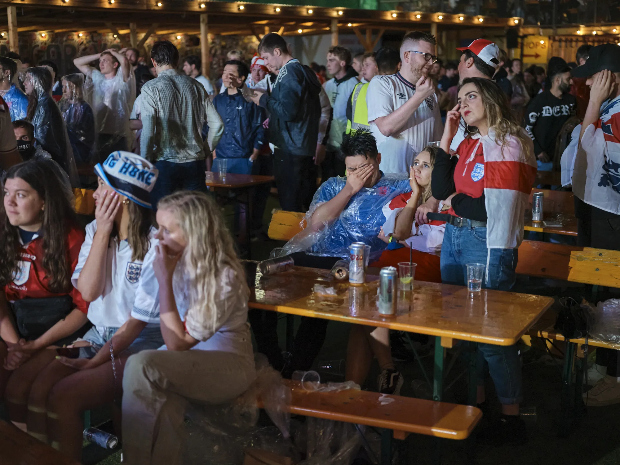England fans in shock: ‘How is this happening?’