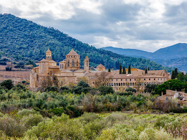 Monestir de Santa Maria de Poblet Monestir de Santa Maria de Poblet, Ruta del Cister