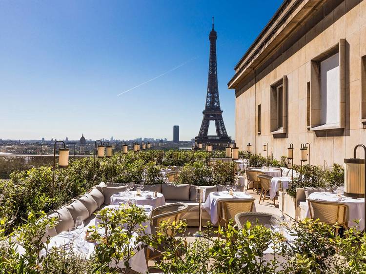 La Suite Girafe : le nouveau rooftop (très) classe du 16e arrondissement