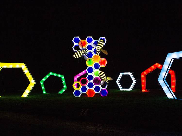 Light sculptures form the Manchester bee symbol