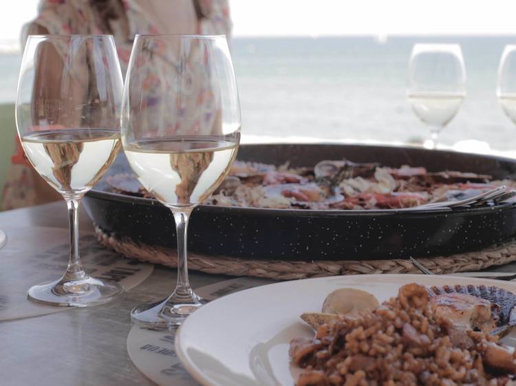 Una paella en la Barceloneta