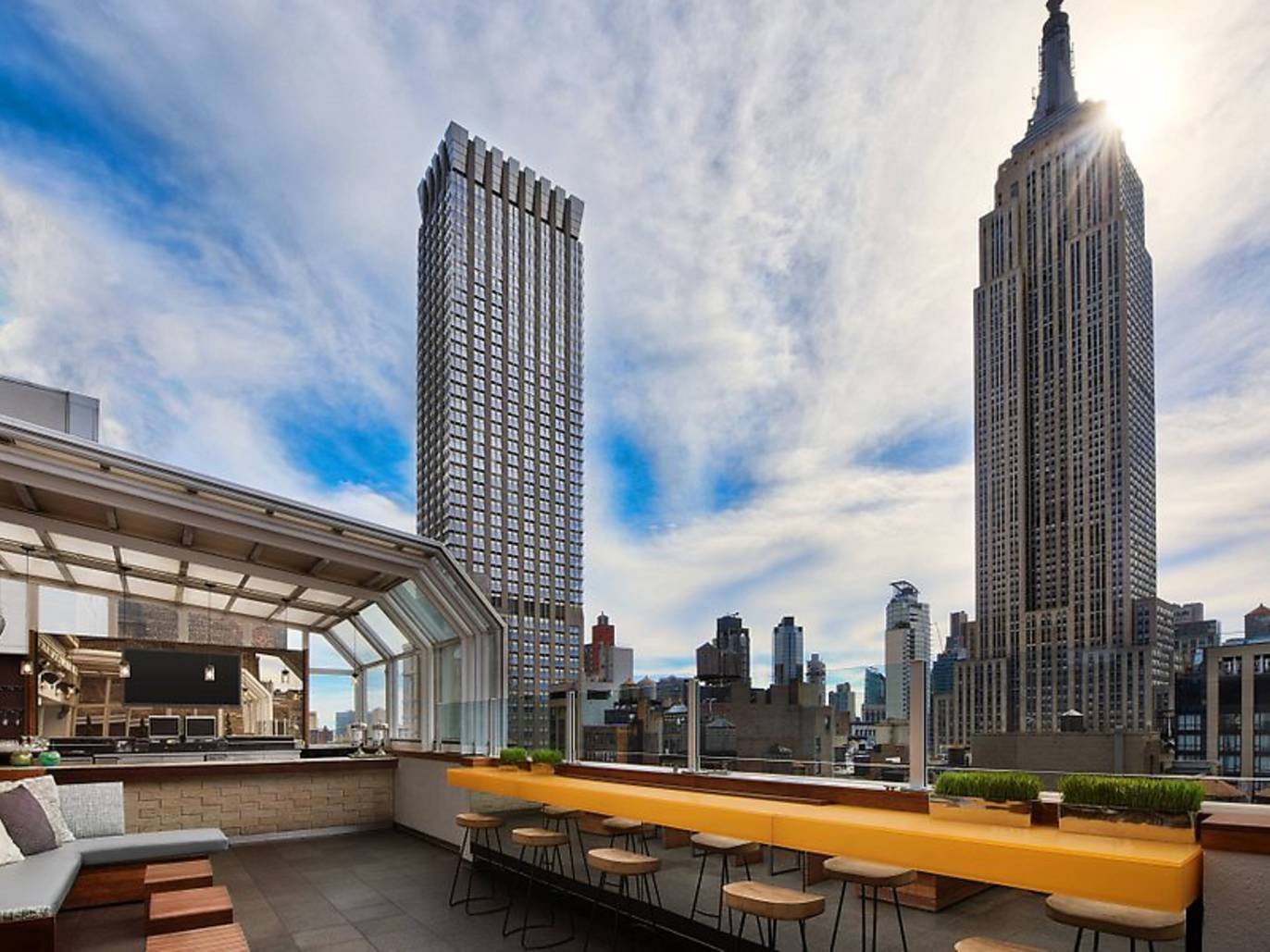 16 Best Hotels With a View in NYC for 2023 | Best Places to Stay in NYC