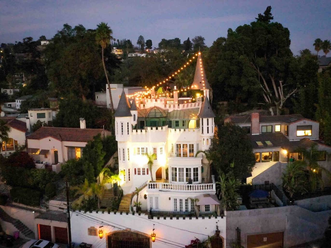 5 Castle Rentals in Los Angeles for a Fairy Tale-Like Stay