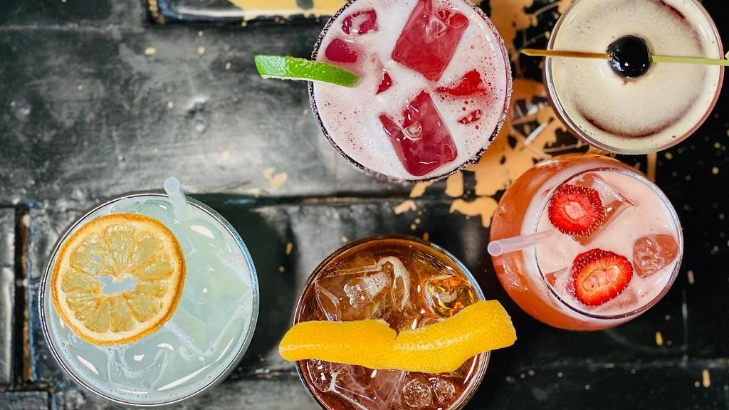 Best Cocktail Bars in Boston 16 Top Lounges for Delicious Drinks