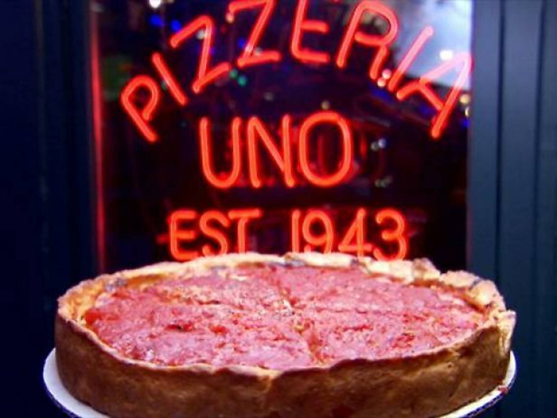21 Best Deep Dish Pizza in Chicago For Giant Slices