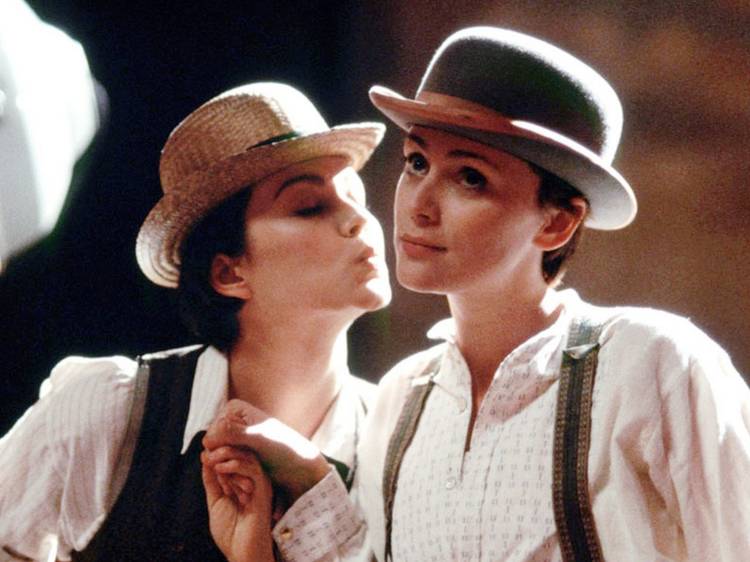 Tipping the Velvet