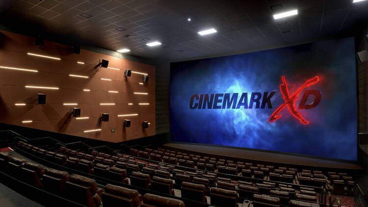 Universal Cinemark 