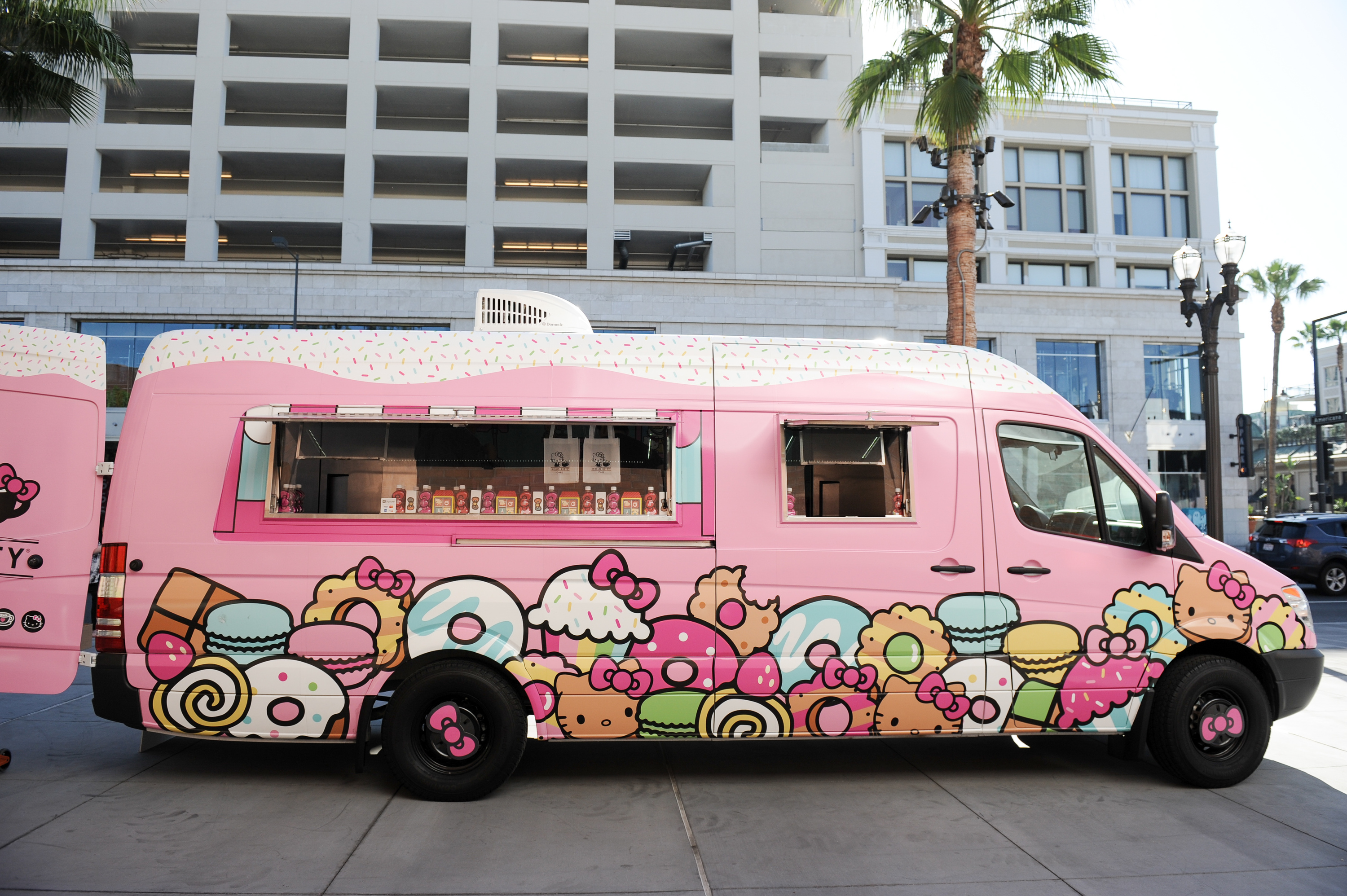 Hello Kitty Cafe Truck comes to town