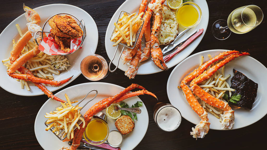 16 Best Seafood Restaurants in Chicago For Fish, Crab and Oysters