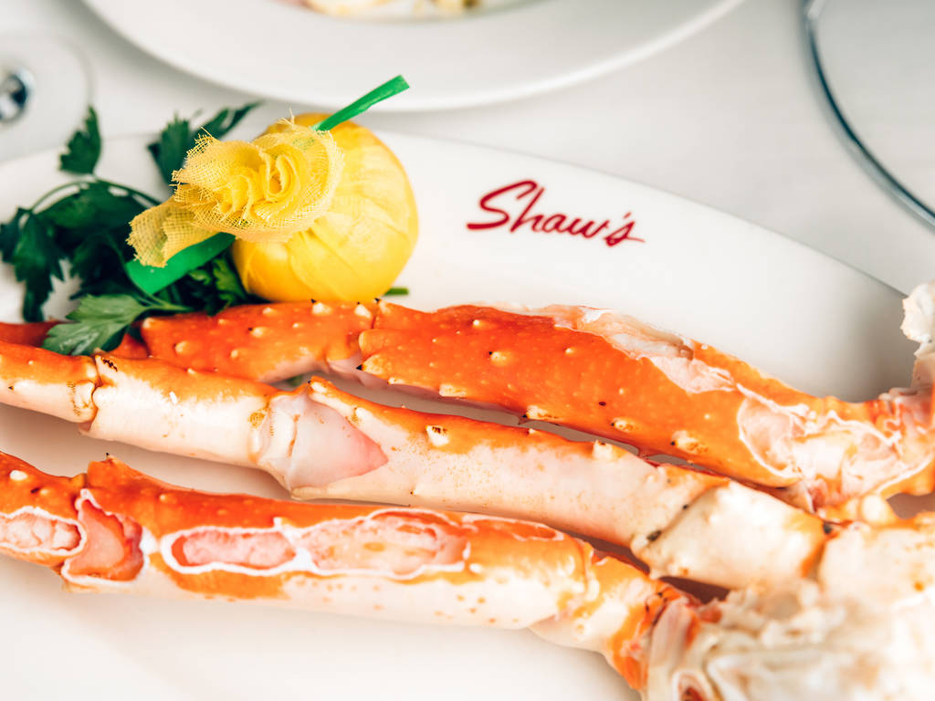 27 Best Seafood Restaurants in Chicago for Fish, Crab and Oysters