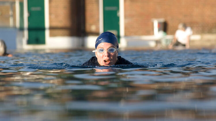 Take a dip in Parliament Hill Lido 