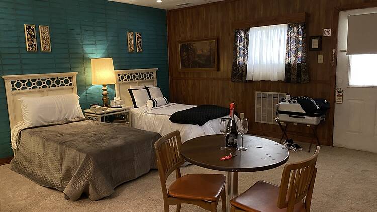 Schitt's Creek motel replica Schitt's Creek motel replica