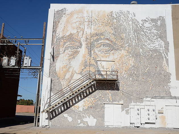 Vhils Vhils