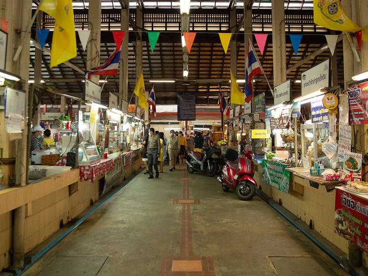 Nang Loeng Market