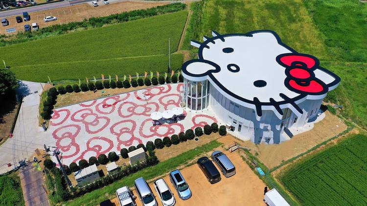 Visit Sanrio Puroland, The Home of Hello Kitty and Friends!