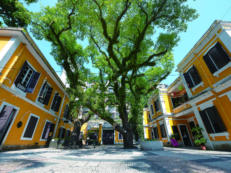 Albergue da Santa Casa da Misericórdia (Holy House of Mercy Albergue)