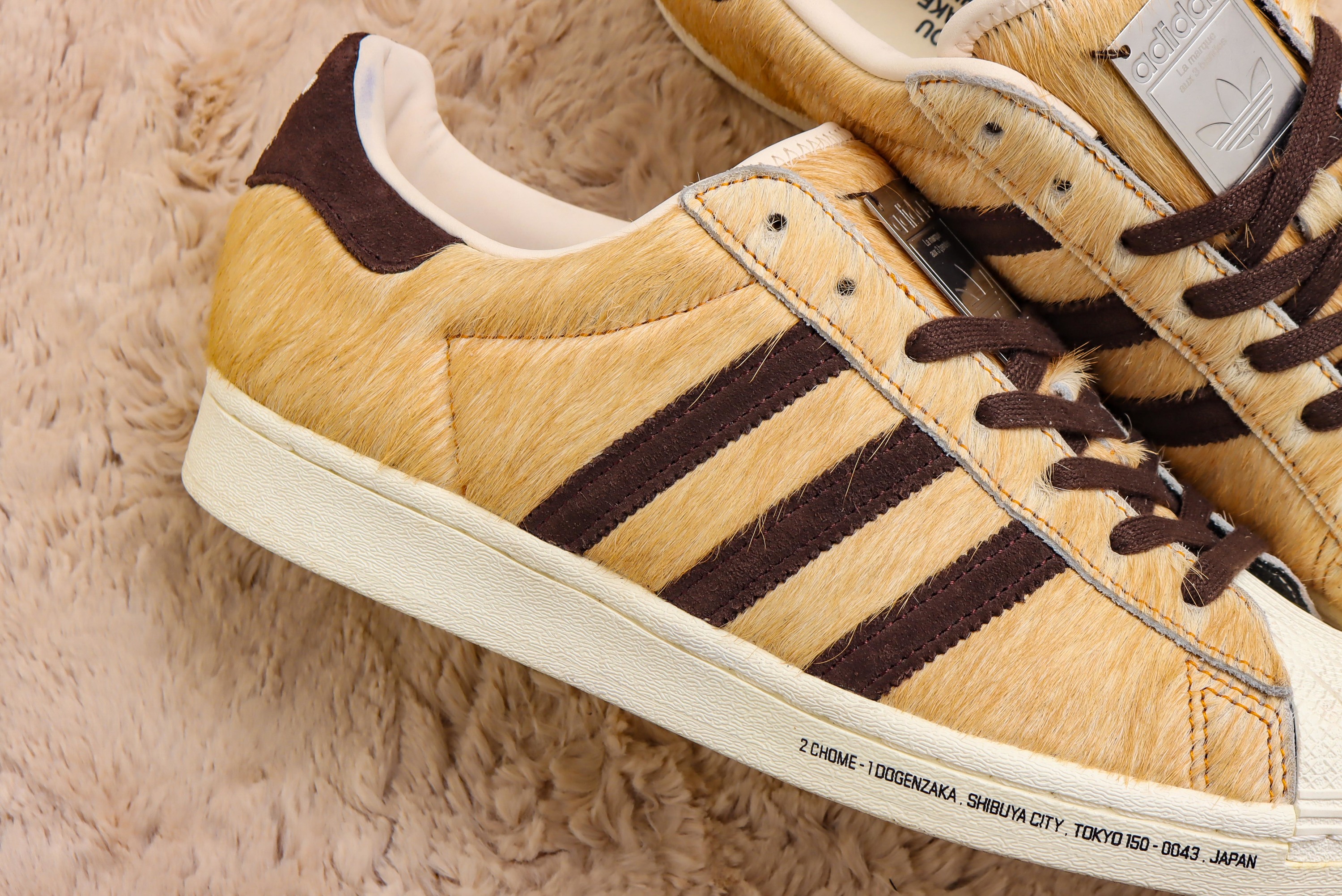 adidas superstar hachiko