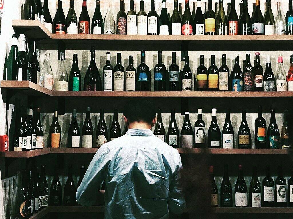 17 Best Wine Bars in Singapore