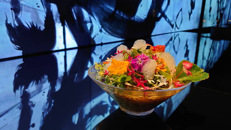 For a vegan masterpiece: teamLab Vegan Ramen Uzu