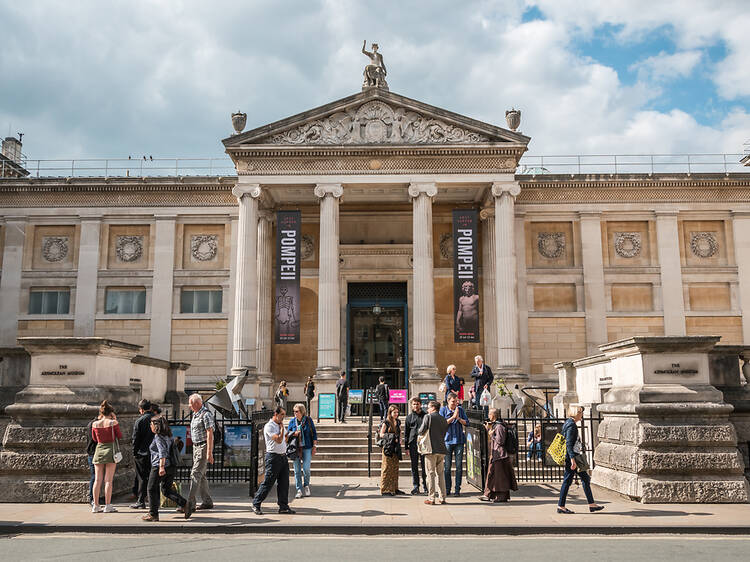 Visit Oxford from London - how to, what to expect and see