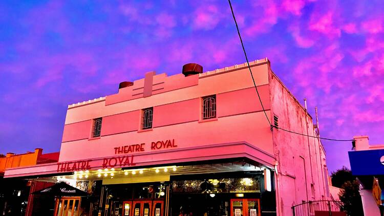 The exterior façade of Theatre Royal Castlemaine.