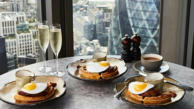 Duck & Waffle has announced the return of 24/7 dining