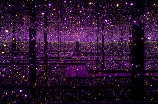 Yayoi Kusama: Infinity Mirror Rooms Extended to June 2023 – Press Release