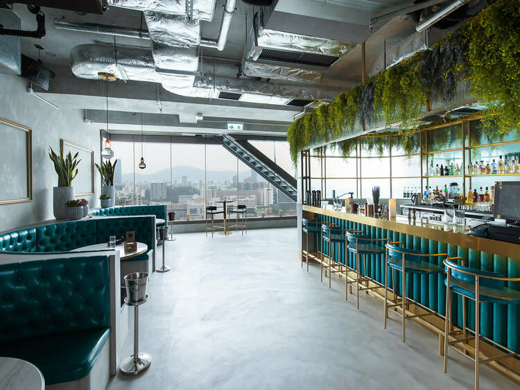 The best gin bars in Hong Kong The best gin bars in Hong Kong