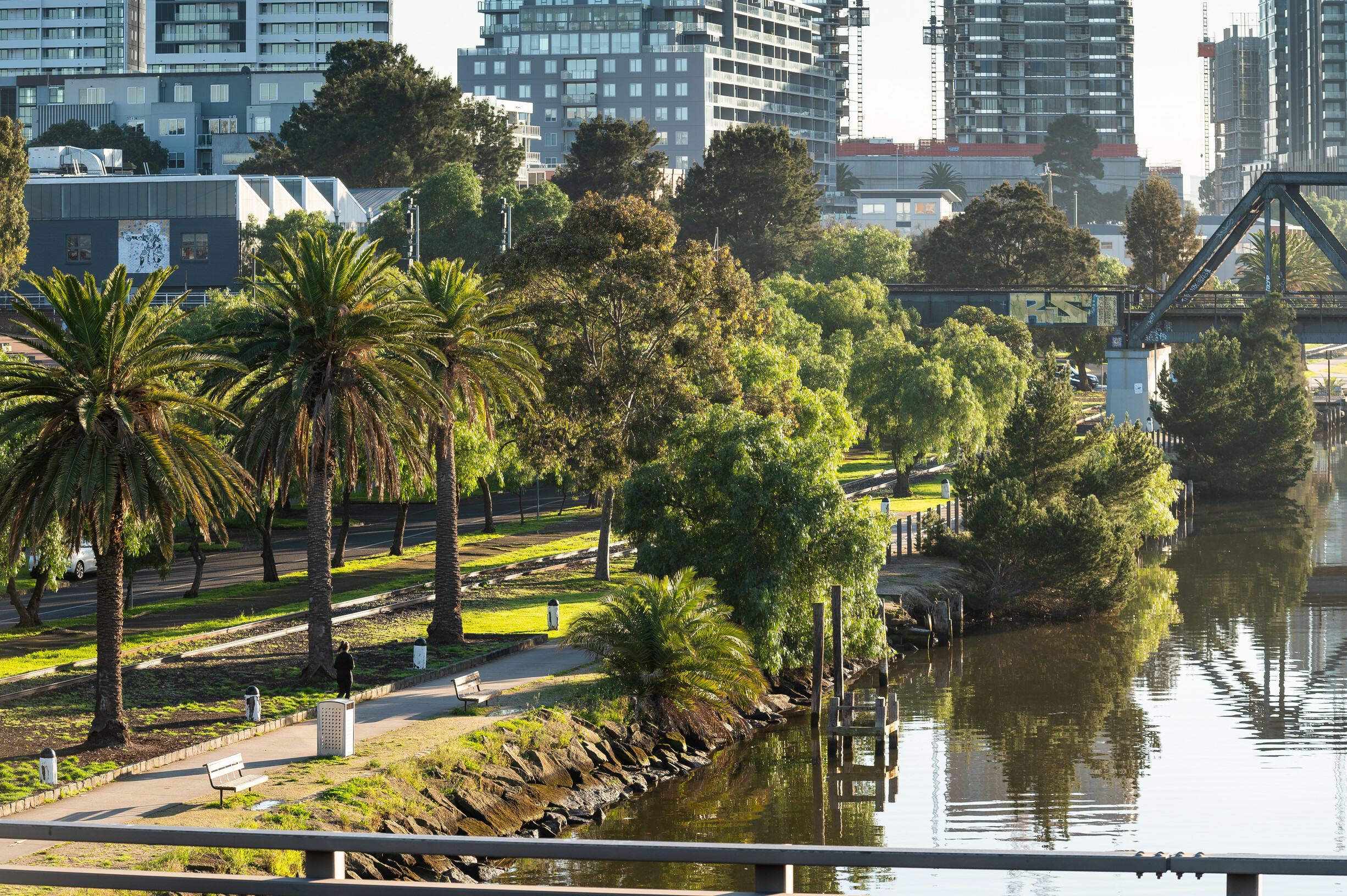 Melbourne's western suburbs to get 30,000 new trees