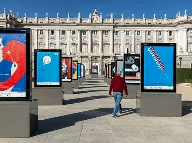 Re_ (Plaza de Oriente) Re_ (Plaza de Oriente)