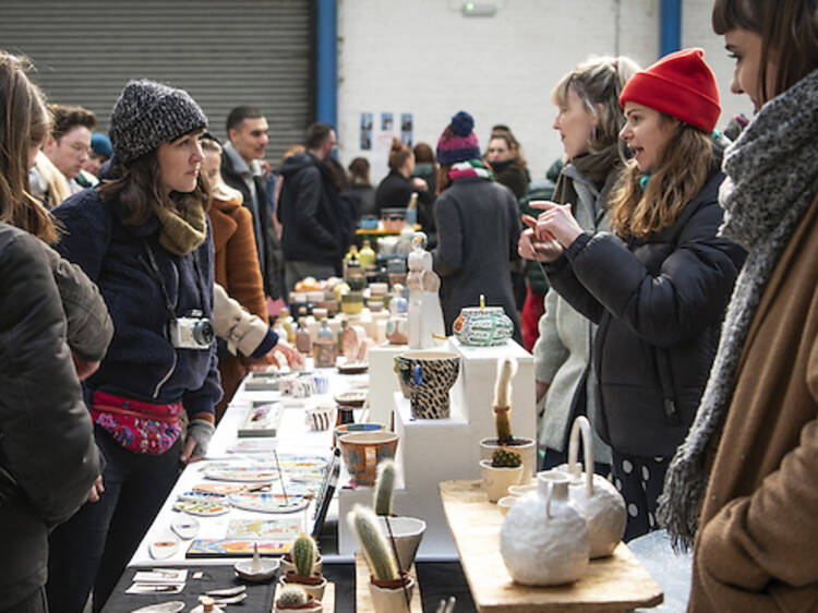 Christmas Independent Ceramics Market