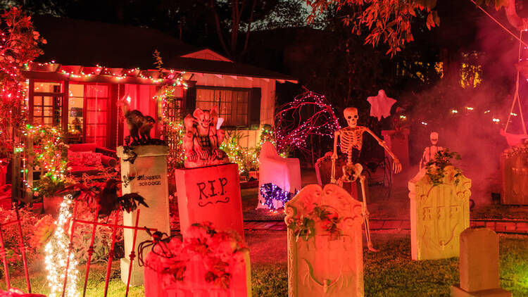 Best Halloween Decorations in the USA for 2021