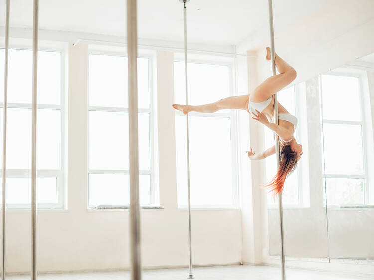 pole dance