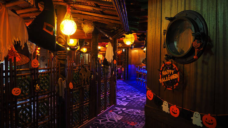 Trader Vic's Halloween Buffet