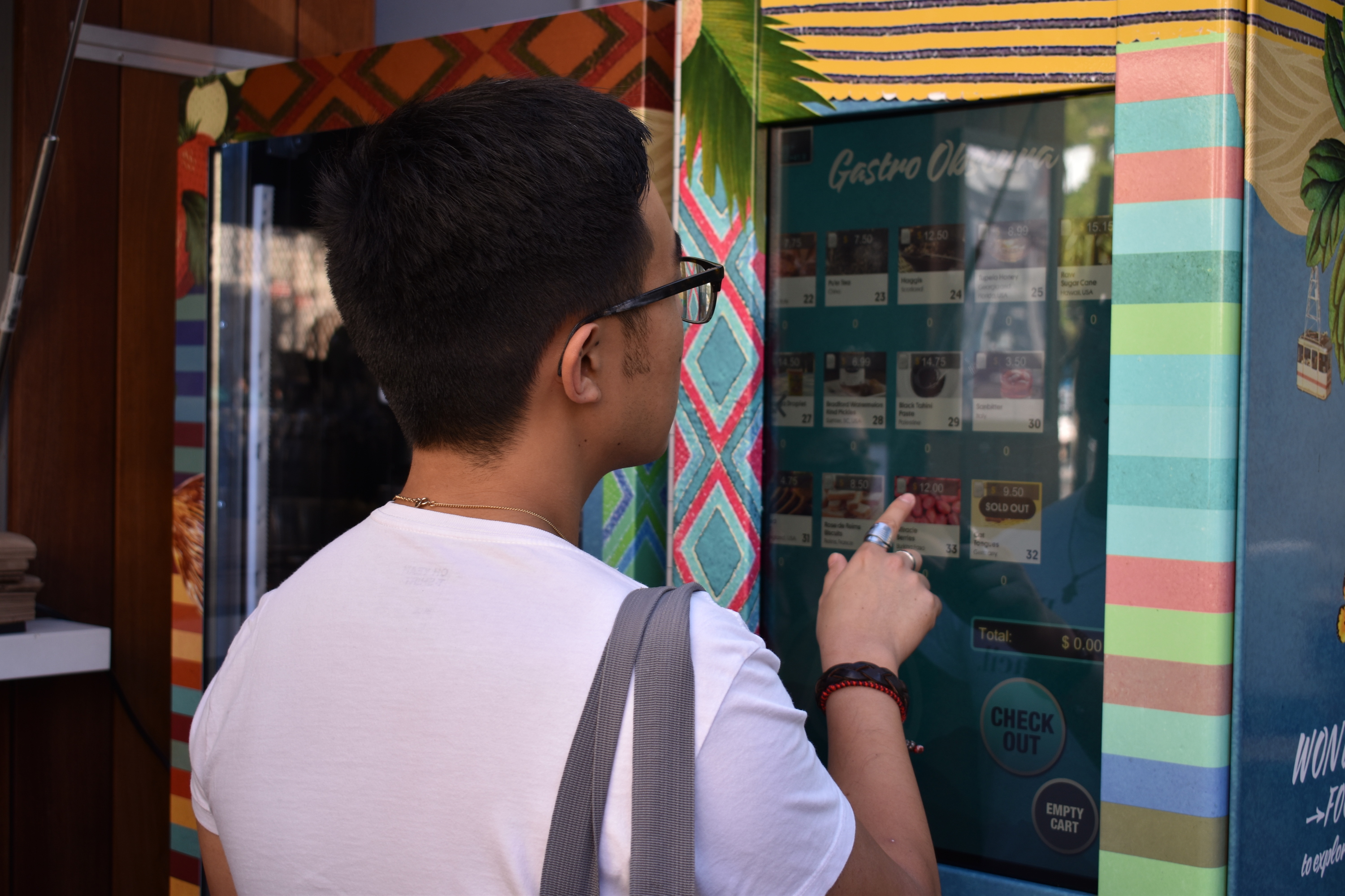 Purchase unusual foods from the Gastro Obscura vending machine