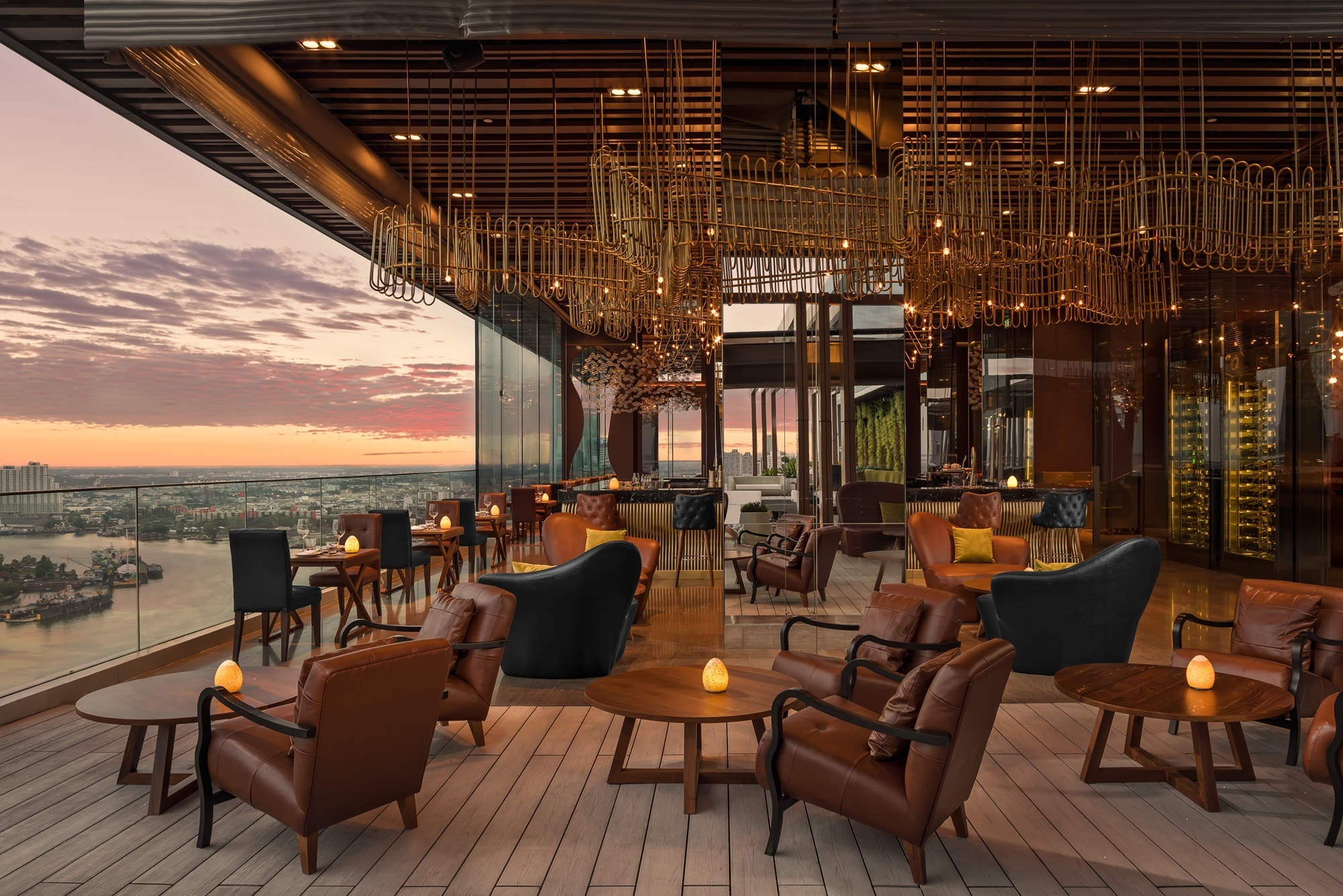 SEEN Restaurant & Bar