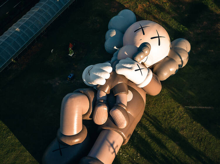 KAWS:HOLIDAY