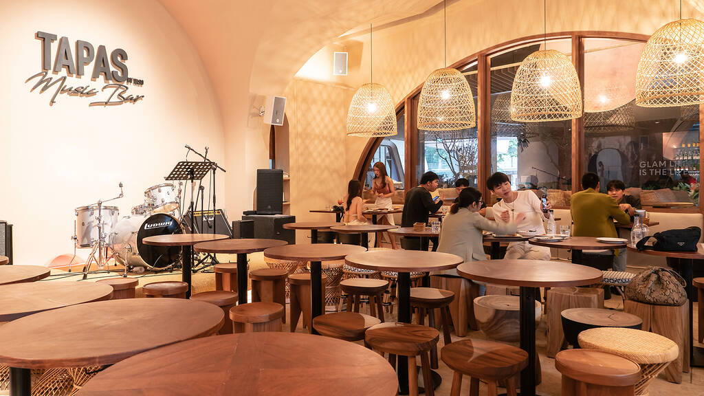 Tapas Music Bar by VASO Bars in Ratchaprasong, Bangkok