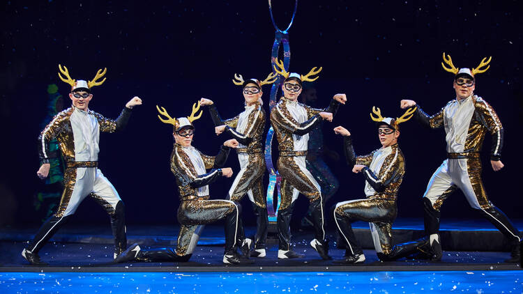 Twas the night before cirque du soleil Twas the night before cirque du soleil