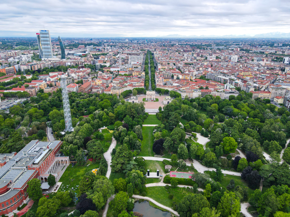 Tree coverage and greenery in Milan