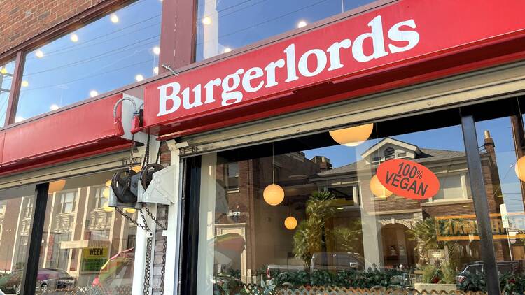 Burgerlords Highland Park Sign