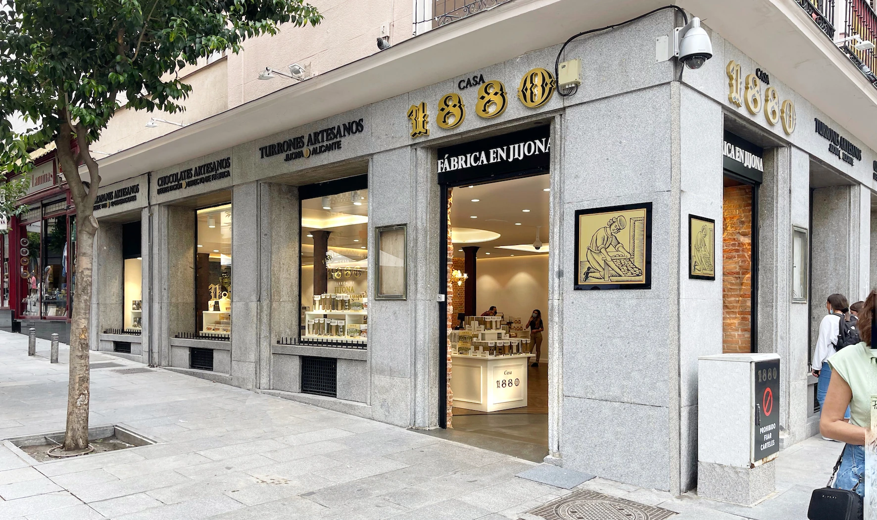 Casa 1880. Tienda de turr&oacute;n