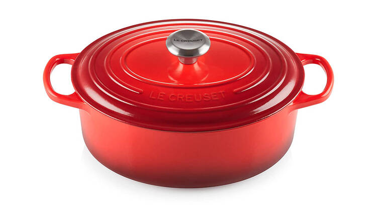 Le Creuset Signature Enamelled Cast Iron Casserole Dish