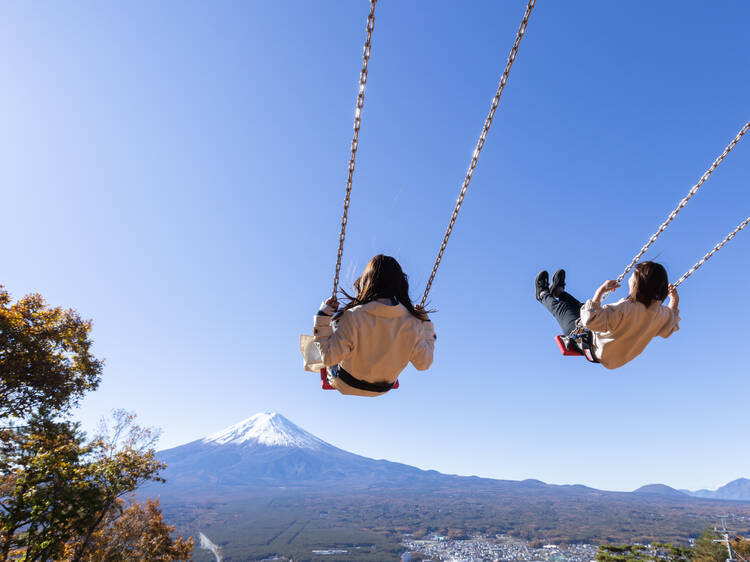 Giant swing at Mt Tenjo observation deck