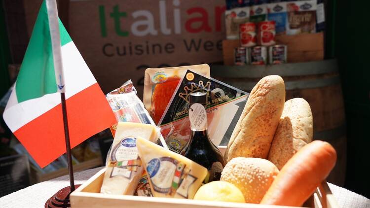 Italian Cuisine Week