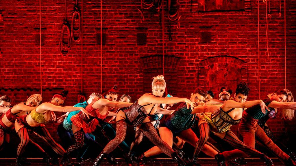 Review Moulin Rouge! The Musical at Capitol Theatre, Sydney