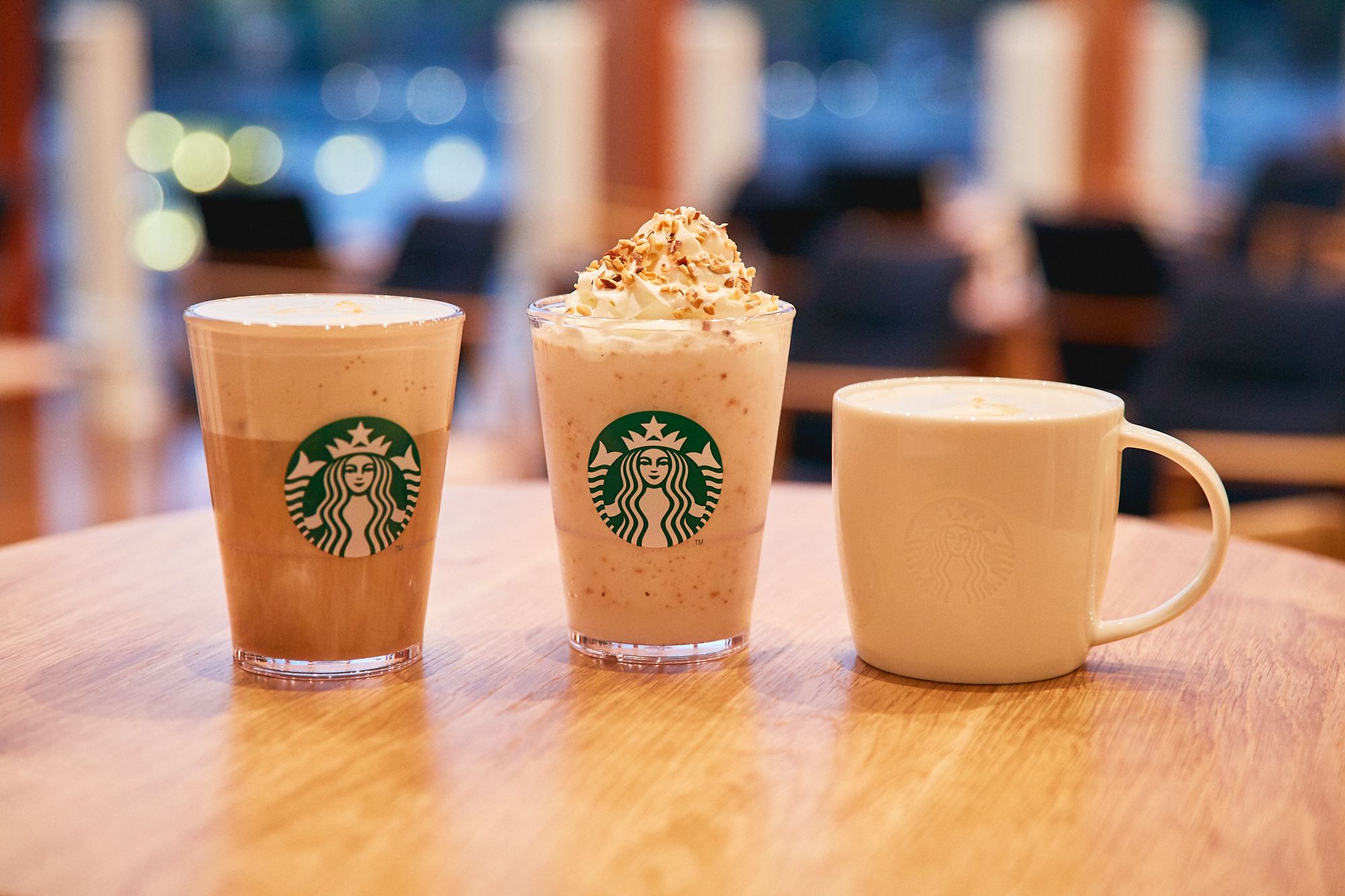 スターバックス コーヒー 皇居外苑 和田倉噴水公園店