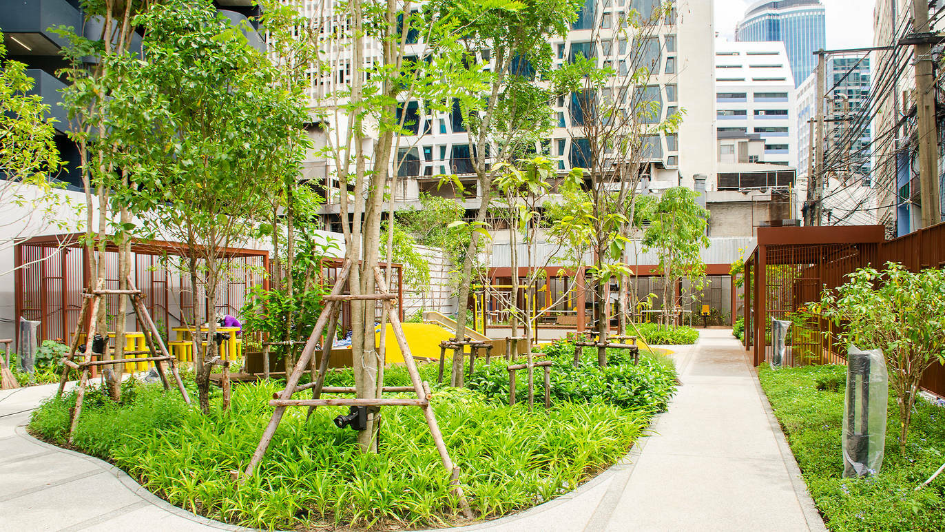 13 Amazing Projects that Made Cities Around the World Greener in 2021